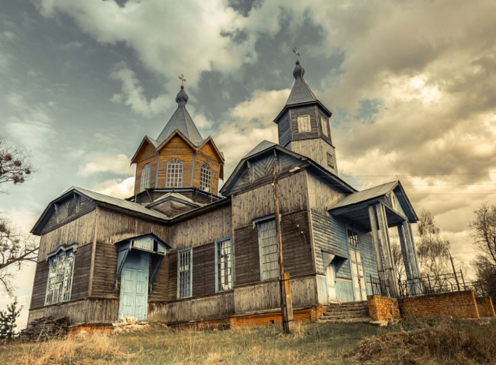 Неймовірна споруда на Чернігівщині - церква у с. Максим фото