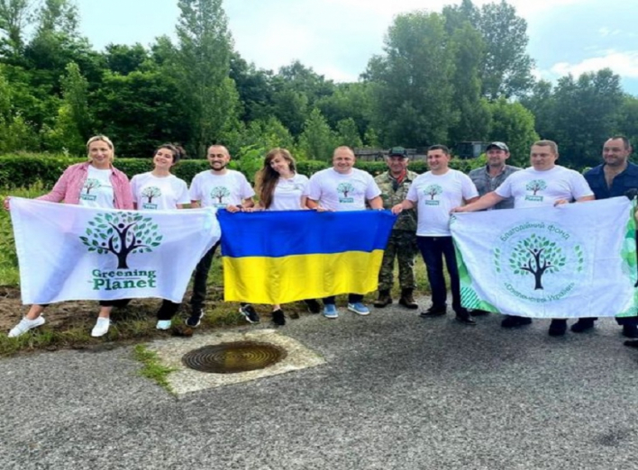 У Чорнобилі висадили дерева фото