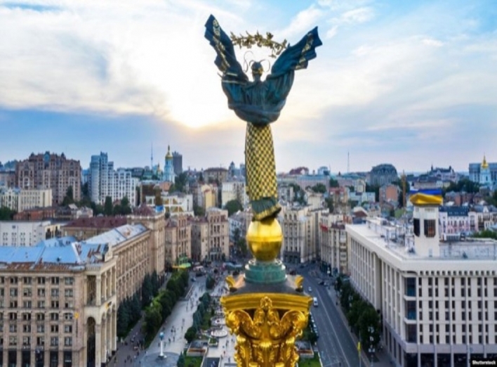У Києві з 1 вересня введуть нові перепустки фото