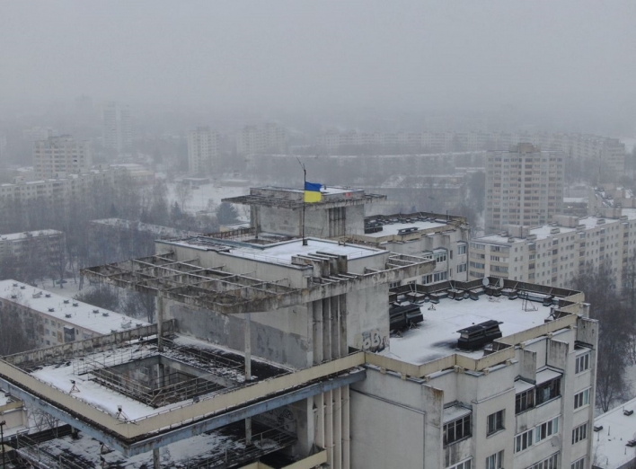 У Мінську білоруси підняли прапор України  фото