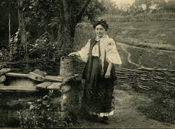 Красива нація: який вигляд мали українські жінки 100 років тому (фото)