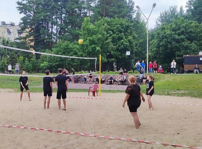 Славутич спортивний: міські змагання з волейболу